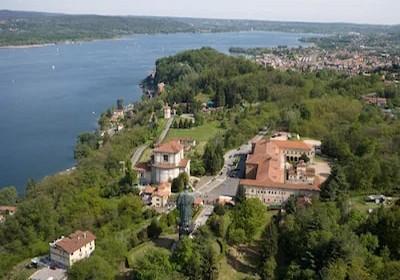 Где остановиться на озере Маджоре
